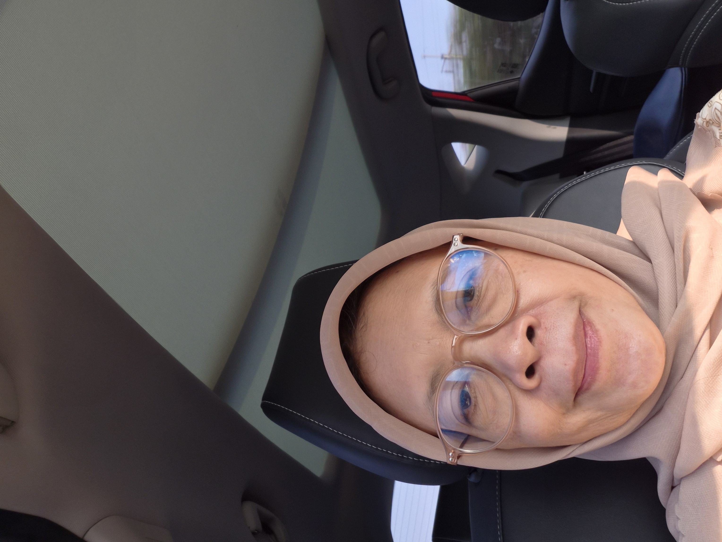 Dr. apt. Bina Lohita Sari, M.Pd., M.Farm.